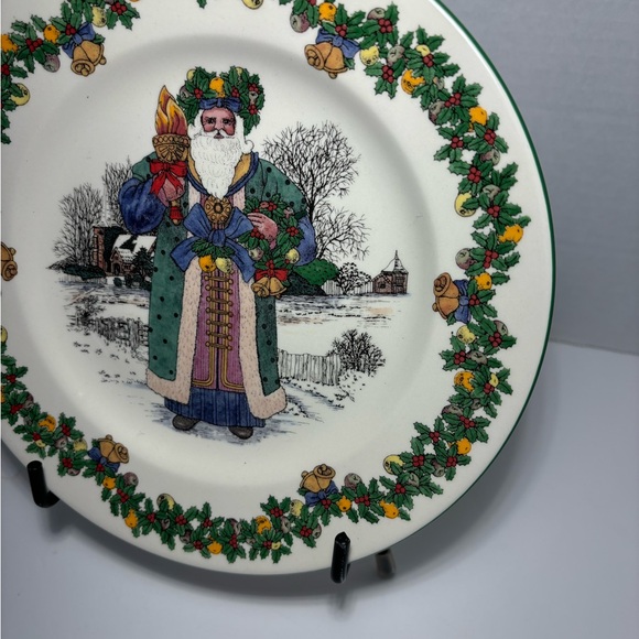 Spode Santas Around The World Plate 7.75”Christmas Tree Green Trim England VTG - Picture 7 of 8